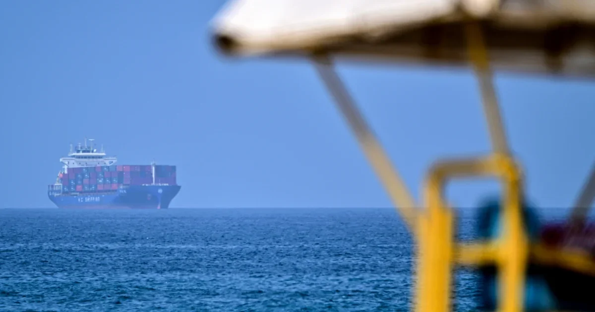 Three Tankers Hit in Hormuz as U.S. Revokes Iran Oil Waiver