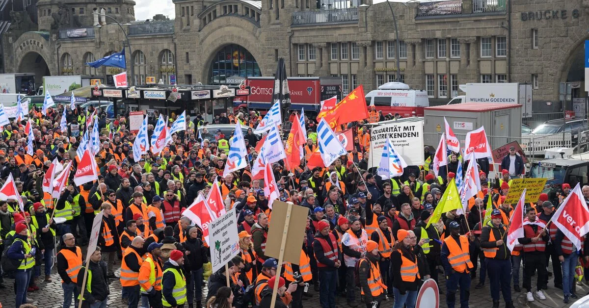 Massive strike cripples transportation in Germany.