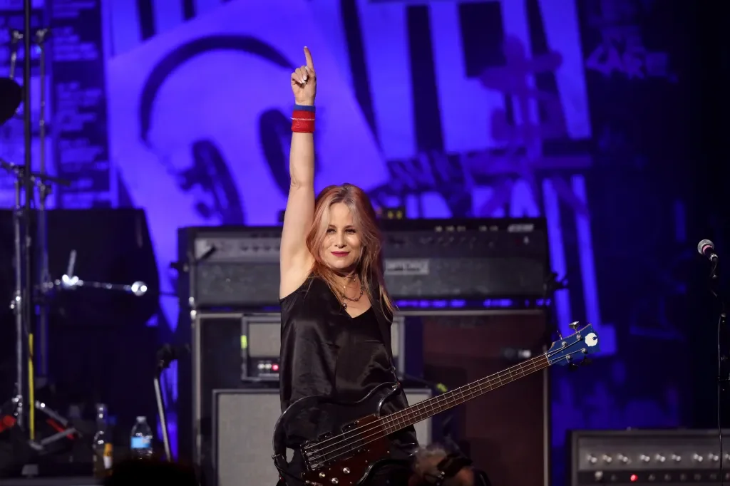 Jennifer Finch, L7’s Iconic Bassist, Passes Away at 59 After Brain Cancer Battle