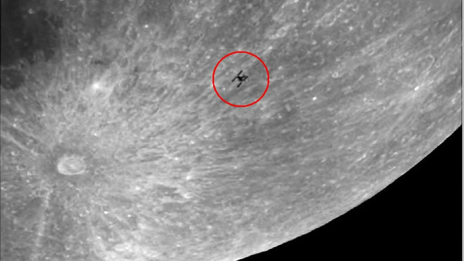 Amateur footage captures Tiangong gliding over Tycho Crater