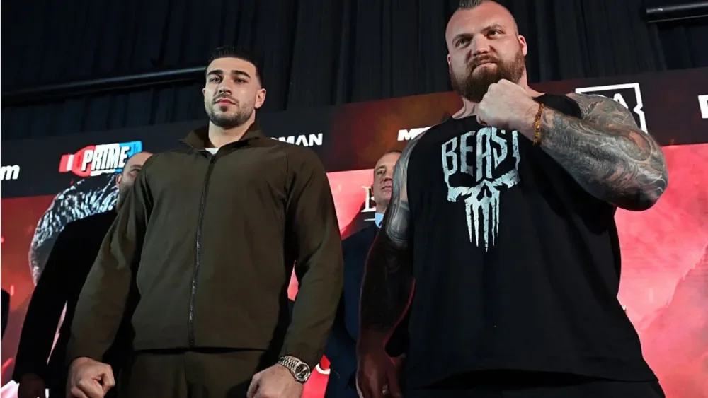 Fury vs Hall: Stream the Beauty vs. The Beast PPV on DAZN