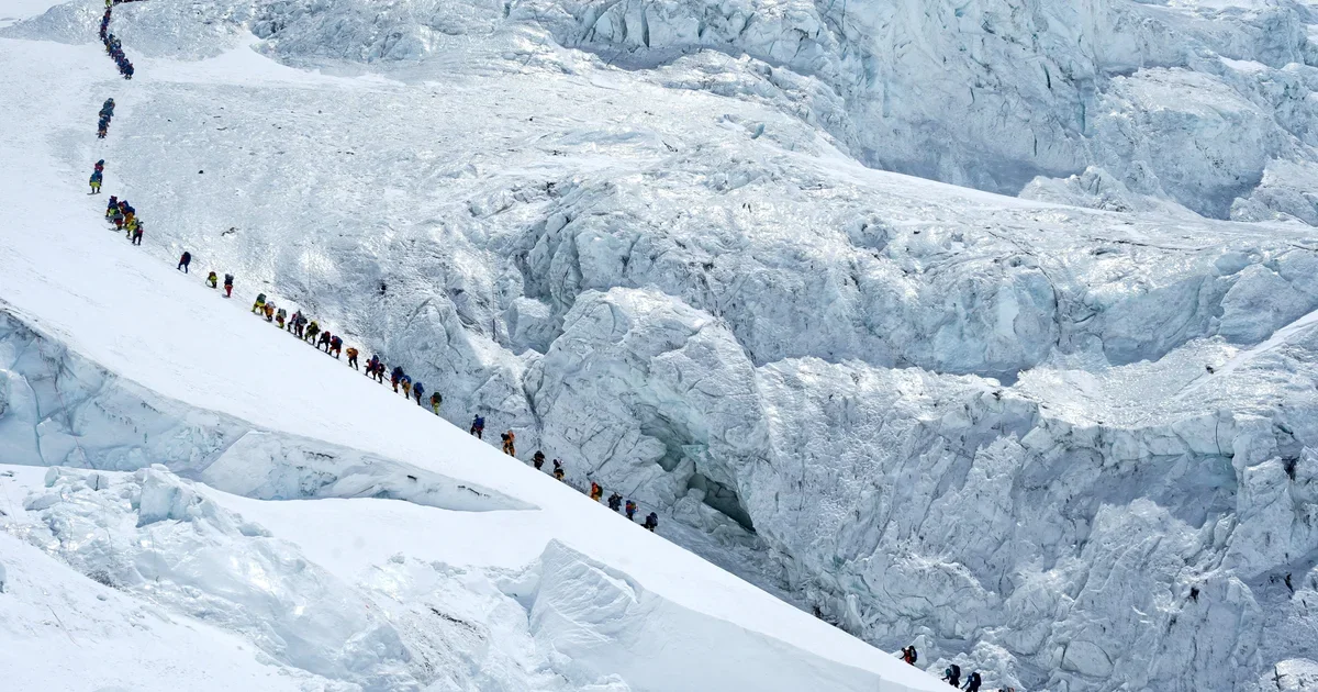 Everest overcrowding prompts tragedy as two Indian climbers die during record season