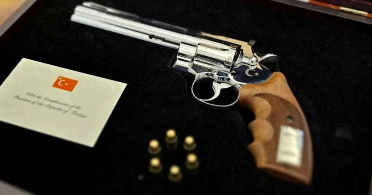 Turkey’s Erdogan gifts NATO leaders vintage revolvers, spotlighting Ankara’s arms push