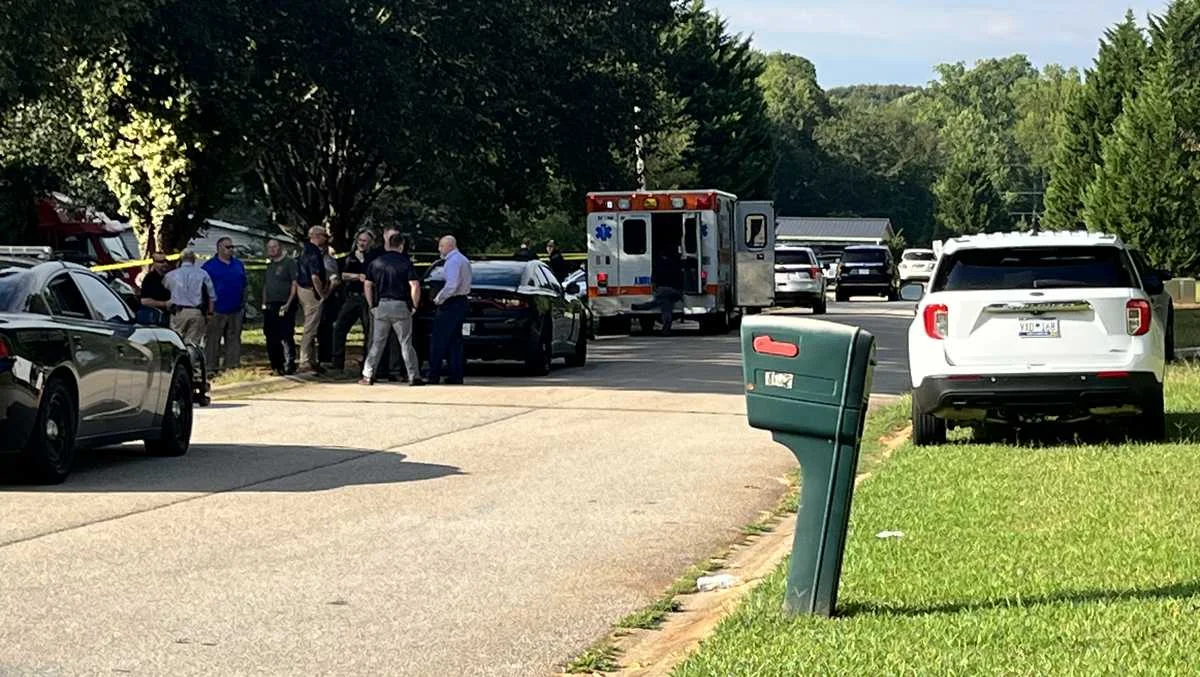 Child's 911 call leads to discovery of 2 dead in Upstate home