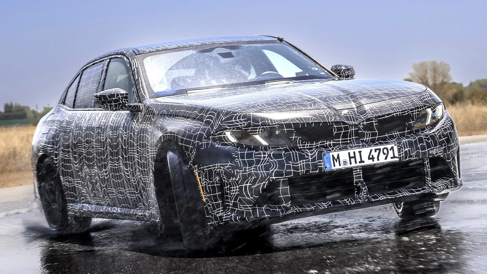 BMW M350 xDrive: 443 HP, Drift Moment Turns It Into RWD, OTA Arrives in 2027