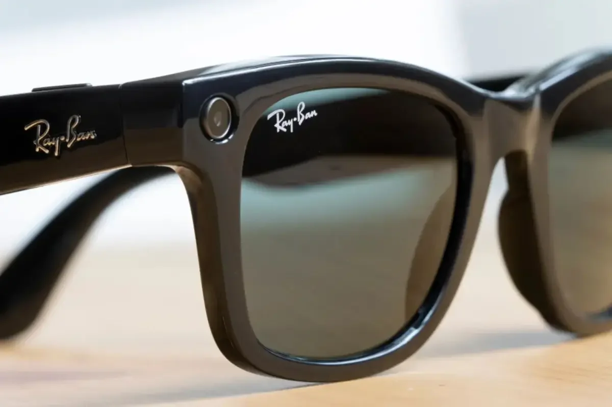 Smart Glasses Turn Real-Life Encounters Into Extortion