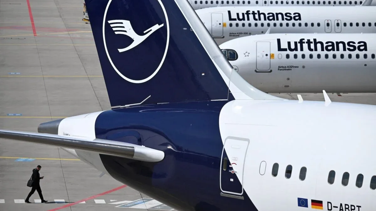 Europe Faces a Jet Fuel Crunch as Hormuz Disruption Looms