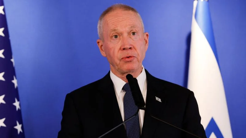 Israeli Defense Minister Gallant Urges Halt to Judicial Overhaul for Security Reasons