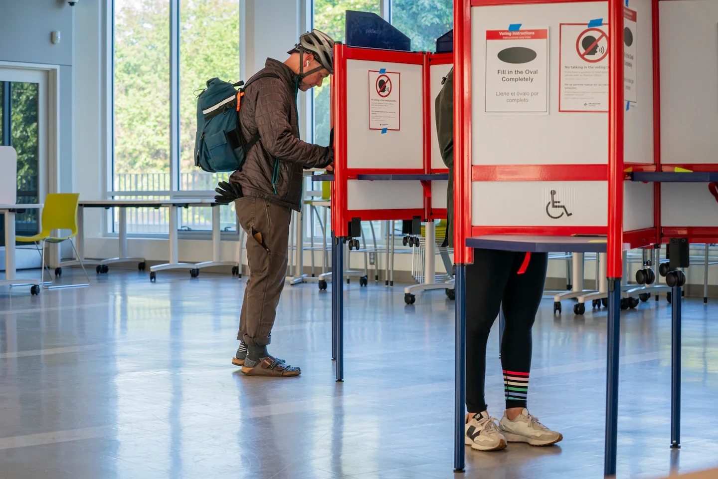 Virginia redraws its map, nudging the national redistricting contest toward Democrats