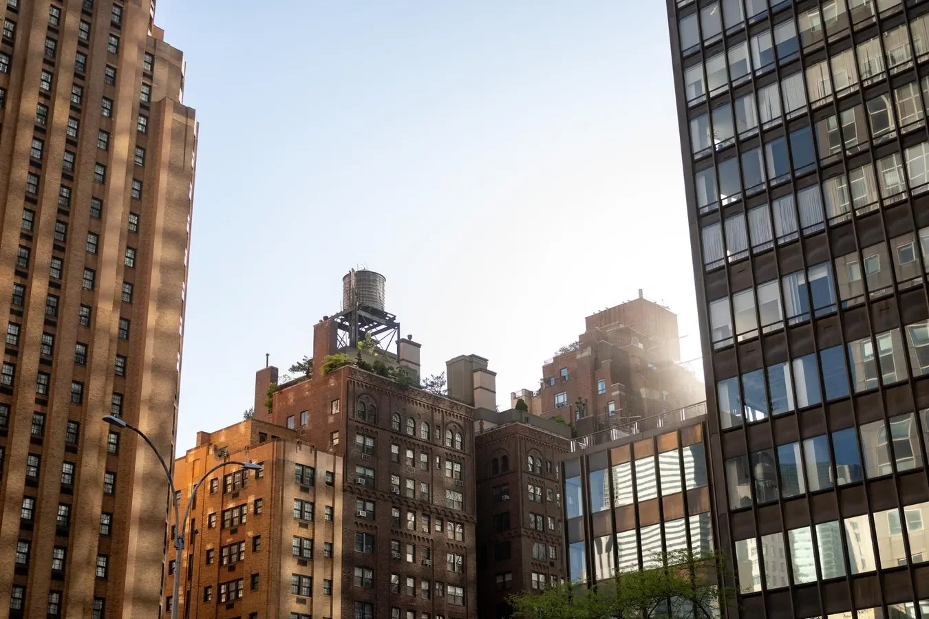 New York Mulls Tax on Cash-Only Million-Dollar Home Purchases