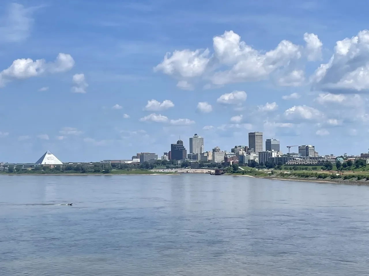 Multiple Bodies Discovered in Mississippi River and Along Shoreline