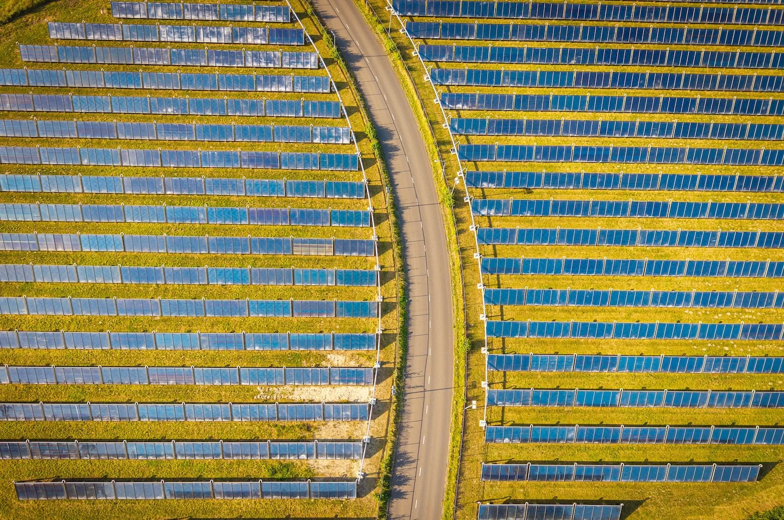 Renewables Overtake Coal to Lead Global Power Mix in 2025