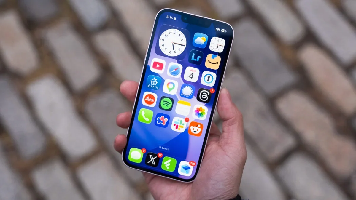 Apple AI Can Auto-Change Your Passwords After a Hack