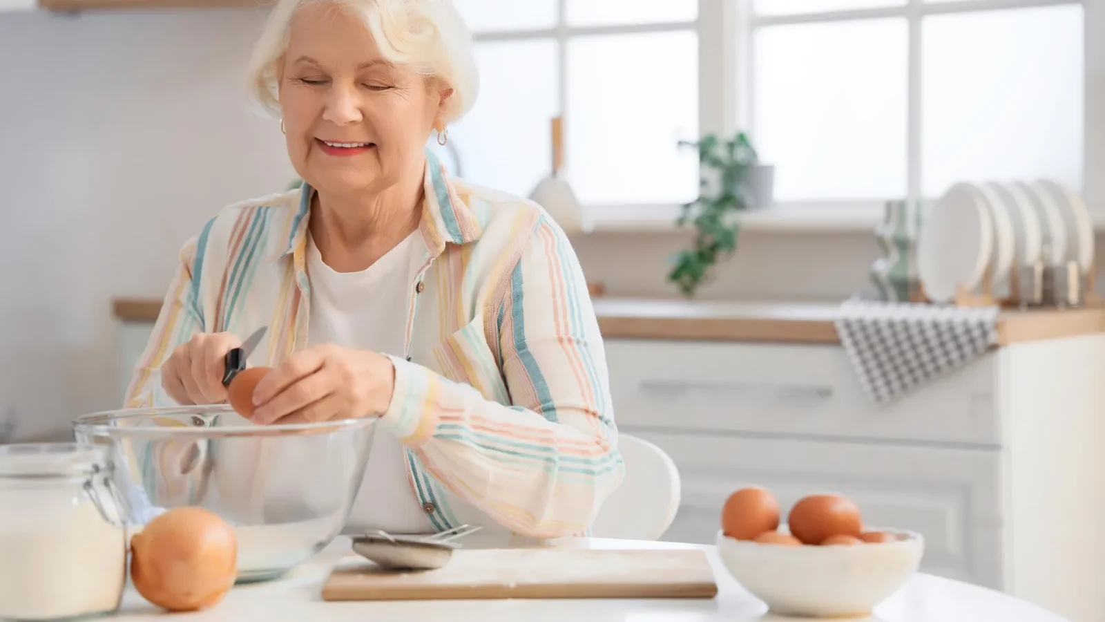 Eggs May Shield Older Brains From Alzheimer's, Study Finds