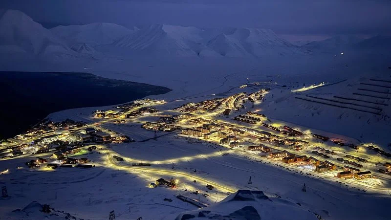 Norway Tightens Svalbard Grip as Arctic Rivalry Heats Up