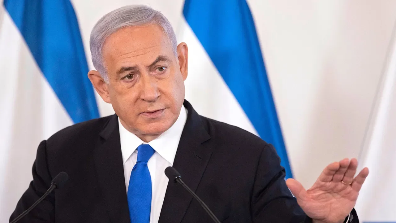 "Netanyahu's Hospital Release Amidst Protests and Key Vote"