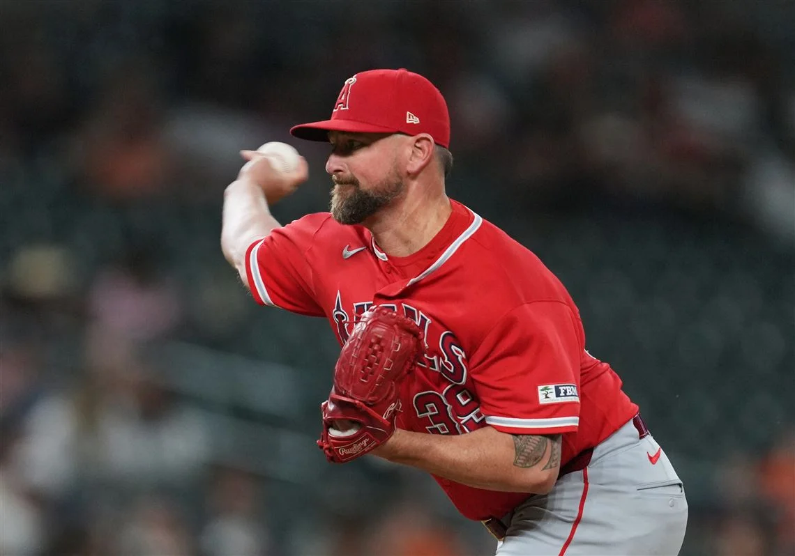 Pirates shore up bullpen at deadline, eye a late-season push