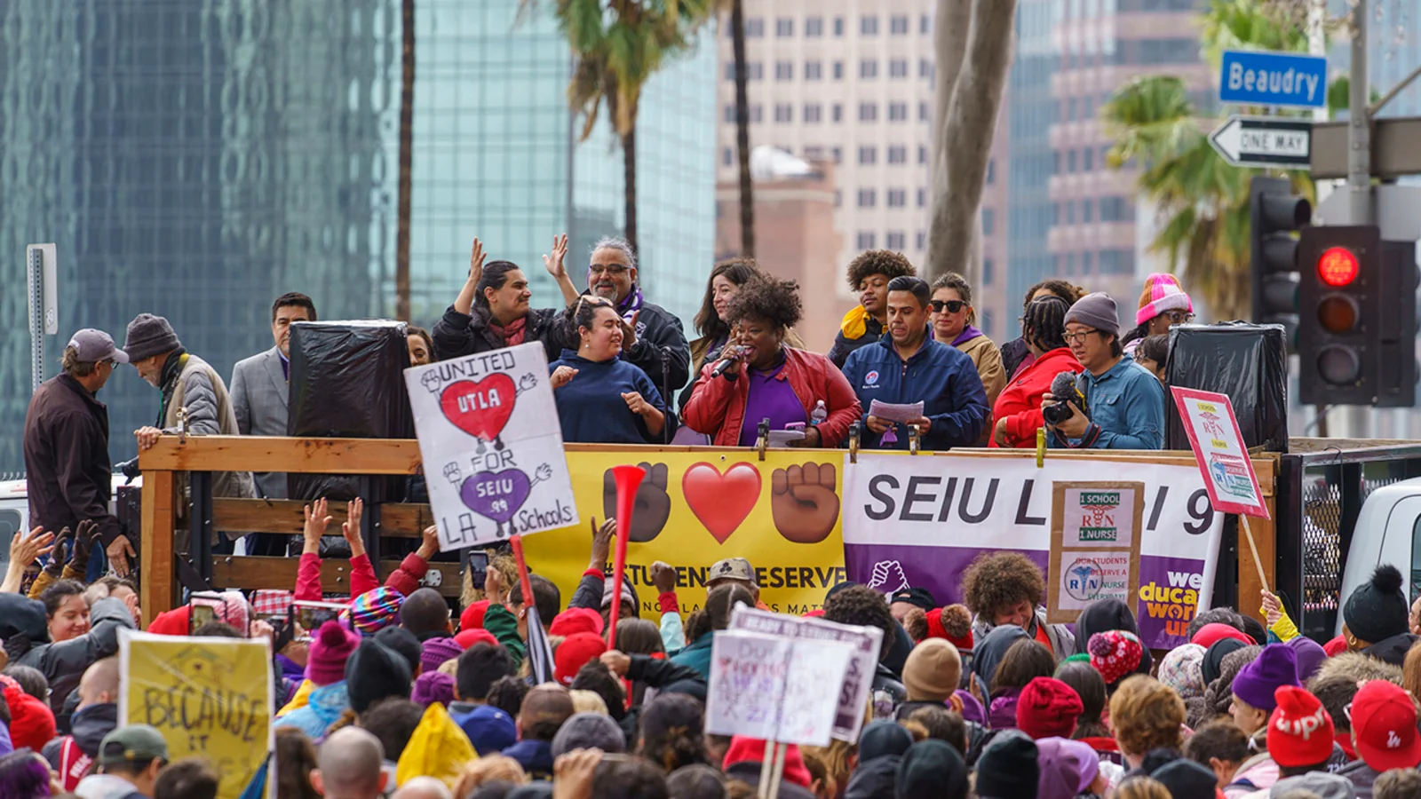 LAUSD School Workers Strike for Better Pay, Leaving Schools Closed.