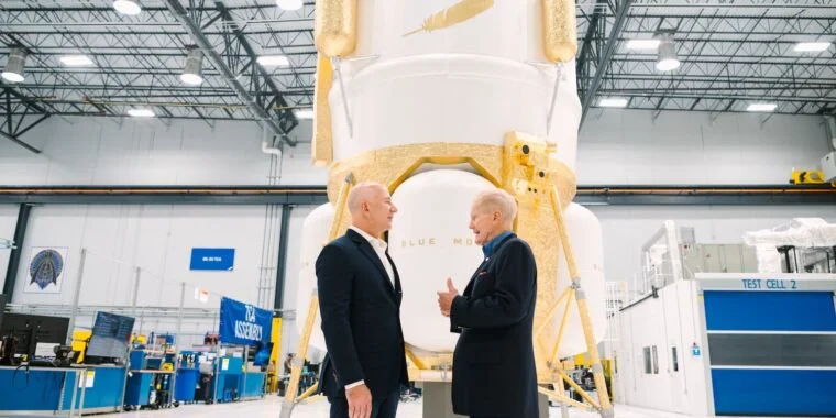 "Jeff Bezos Unveils Blue Origin's Lunar Lander for NASA's Moon Missions"