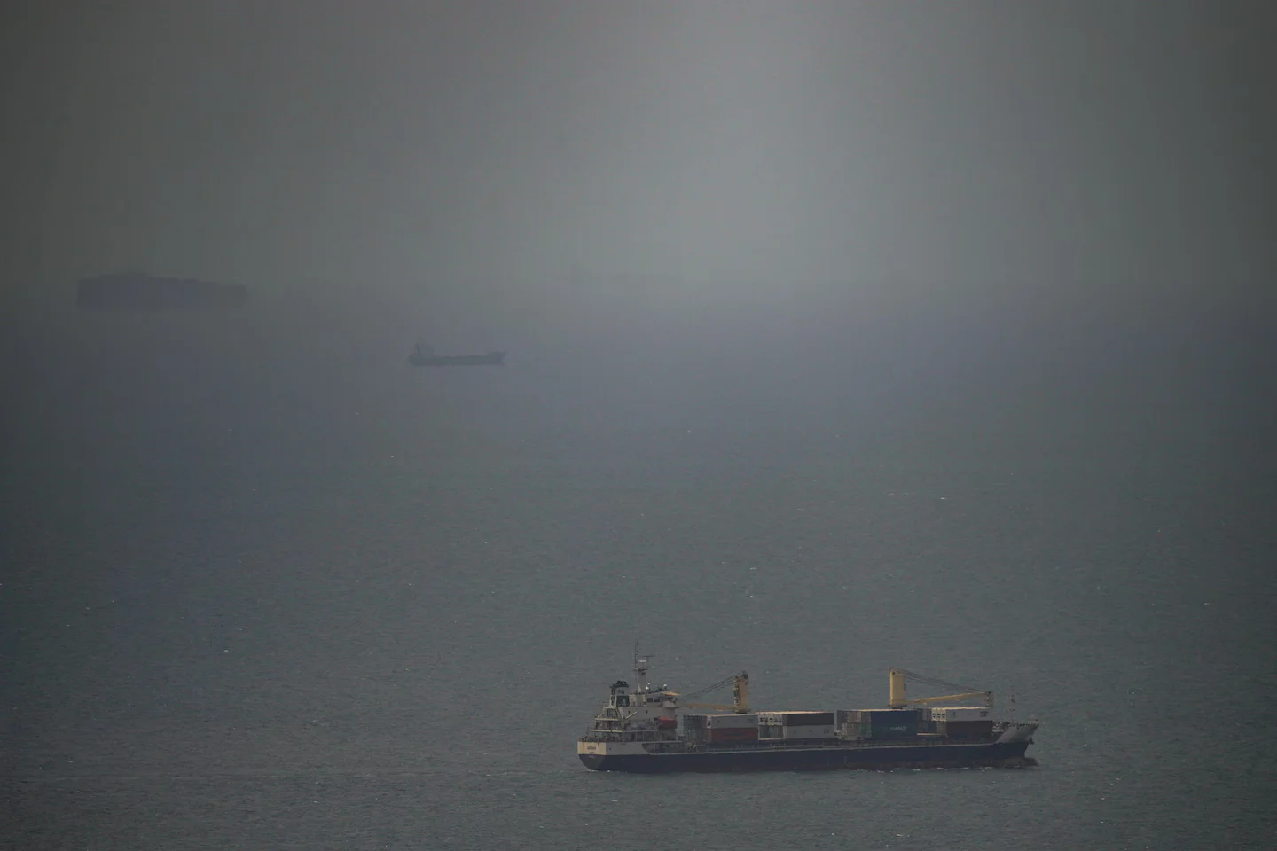 Six-Month Mine-Clearance Timeline for Hormuz Looms, Pentagon Briefing Warns