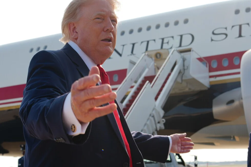 Trump drug-price rule targets 340B markups, forecasting $1.1B in Medicare savings