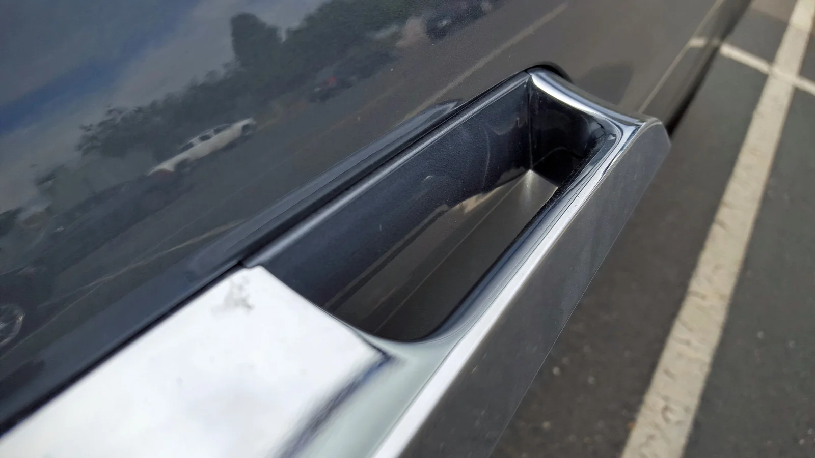 China Triggers 4.3 Million Vehicle Recalls Over Electric Door Handles