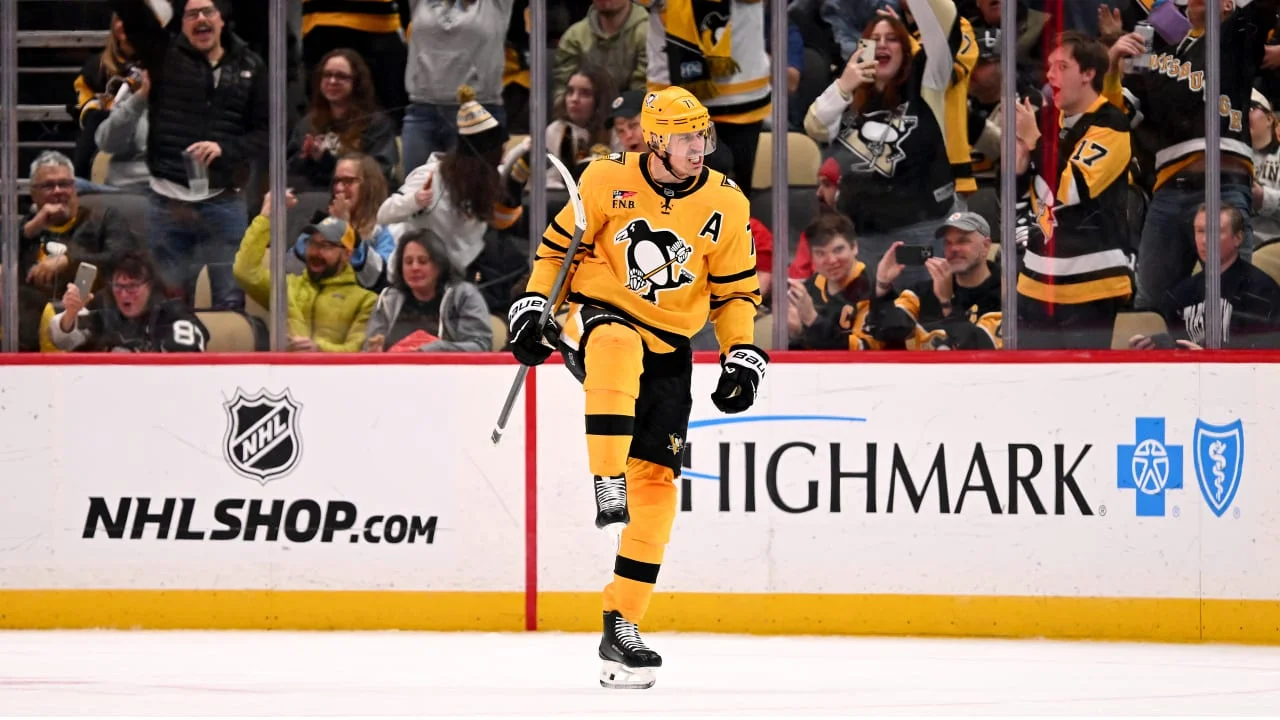 Geno Stays Put as Penguins Sign Malkin to One-Year Extension