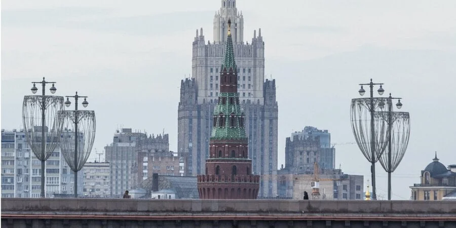 Russia Implements Digital Military Summons and Plans to Seize Bakhmut by May 9