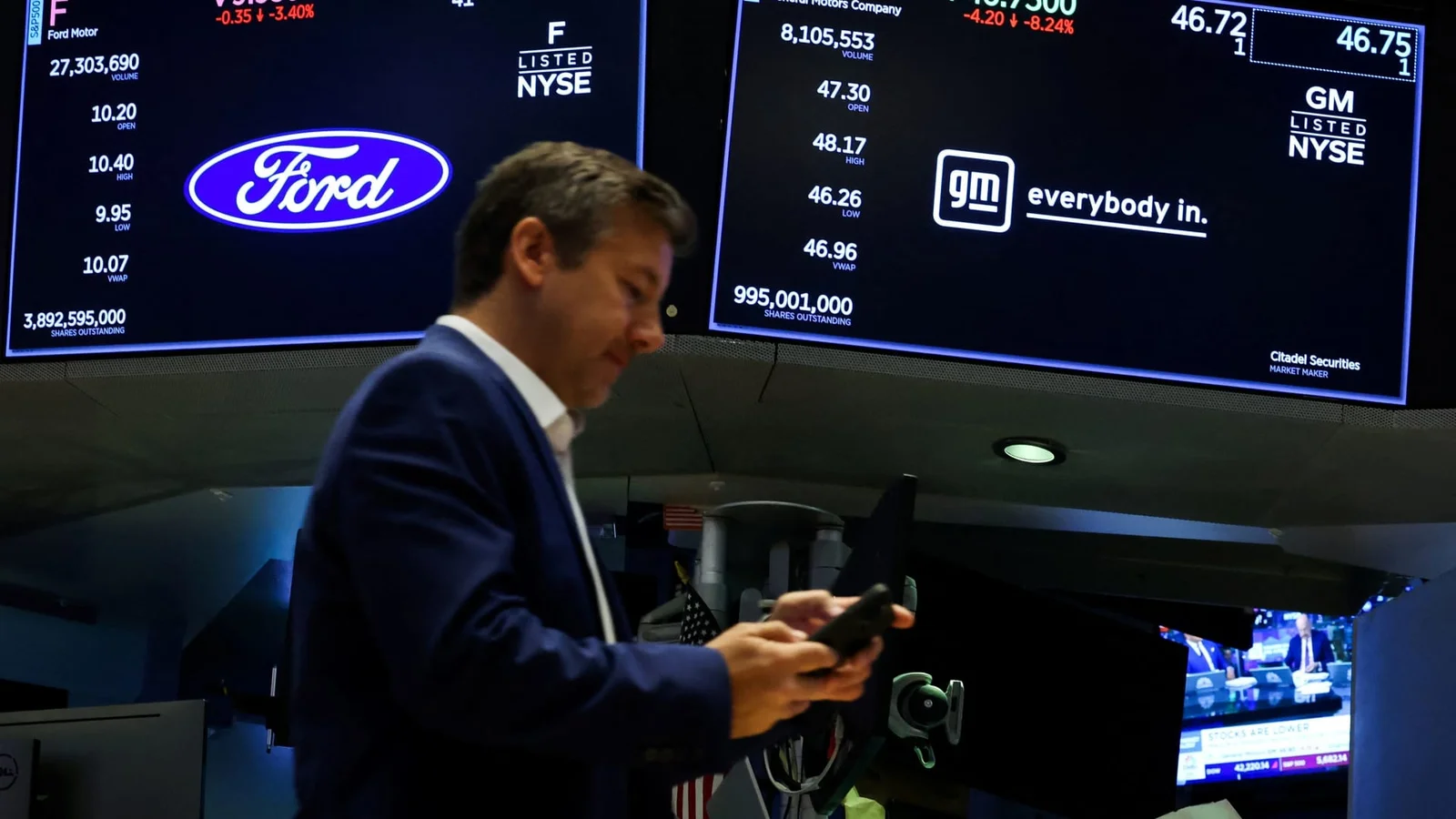 GM Poised to Lead Detroit Three as Q1 2026 Earnings Face Cost Headwinds