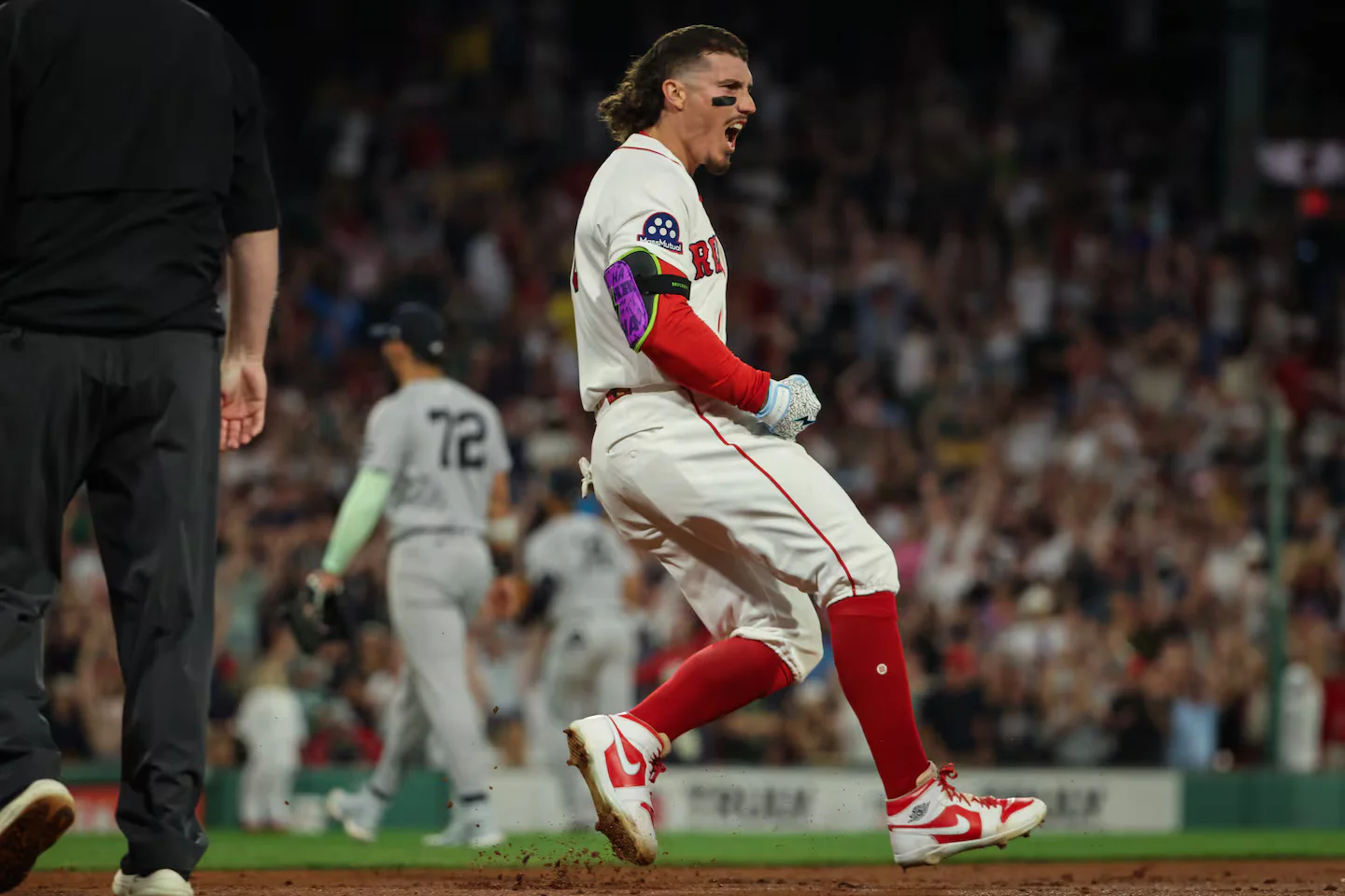 Duran delivers walk-off in 10th to seal Red Sox sweep of Yankees at Fenway