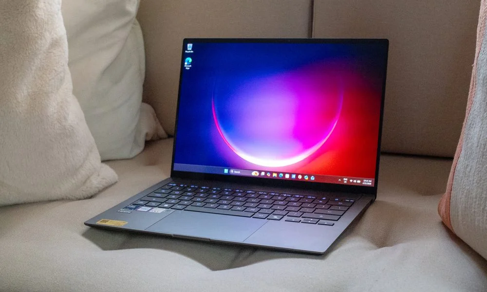 ASUS Zenbook S14 (2026): ultralight portability meets solid all‑round performance