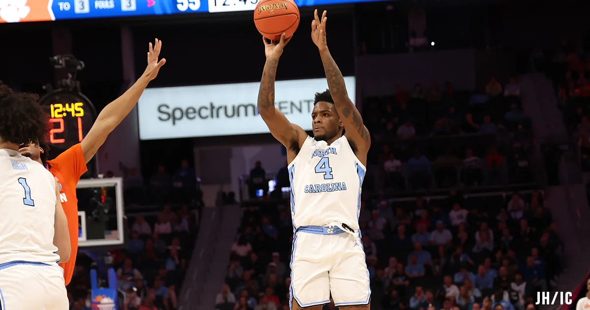 Jaydon Young Returns to UNC for Senior Season After Portal Pause