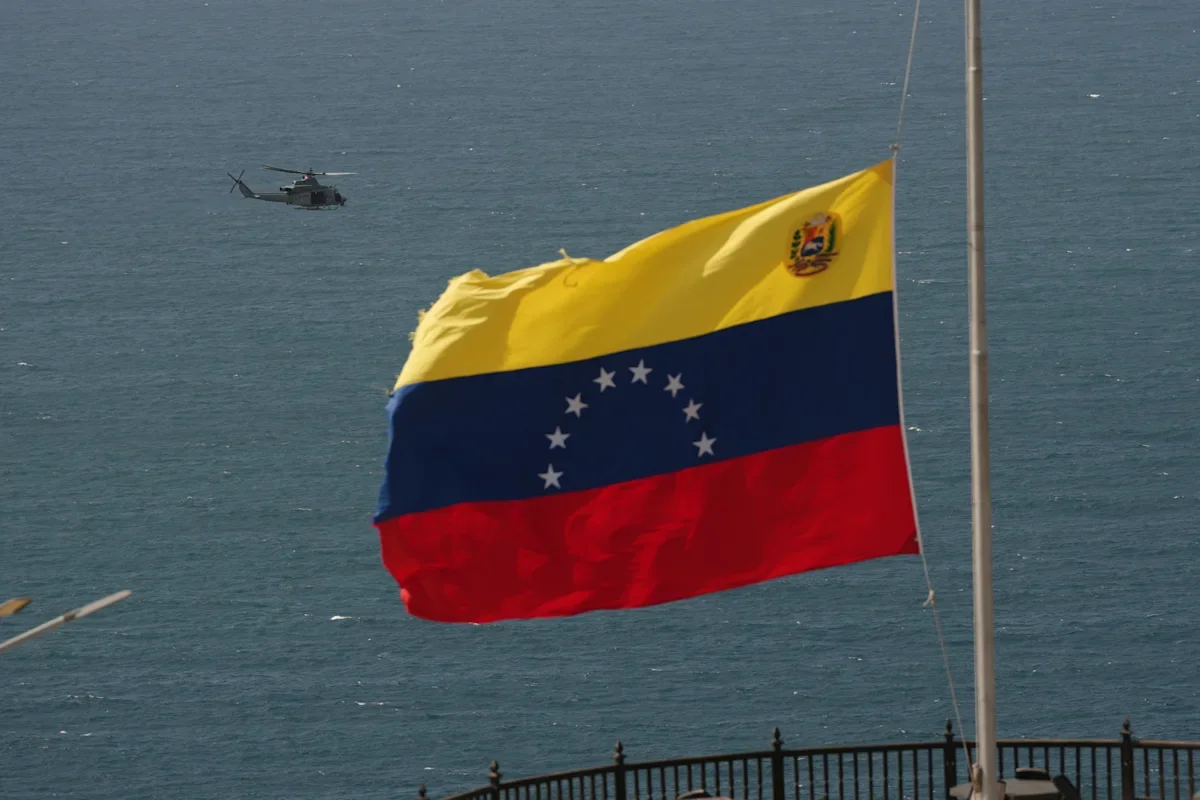 Deported Venezuelans unaccounted after deadly Venezuelan quakes strike hotel