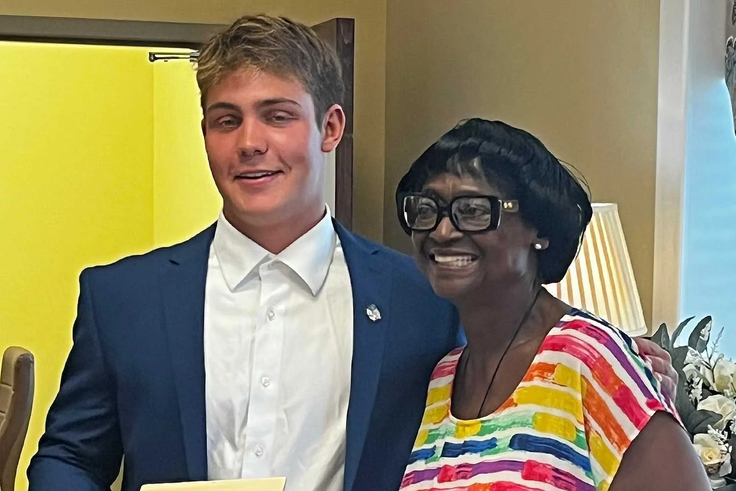 Early Morning Hero: 17-Year-Old Saves 76-Year-Old Woman from Brain Bleed