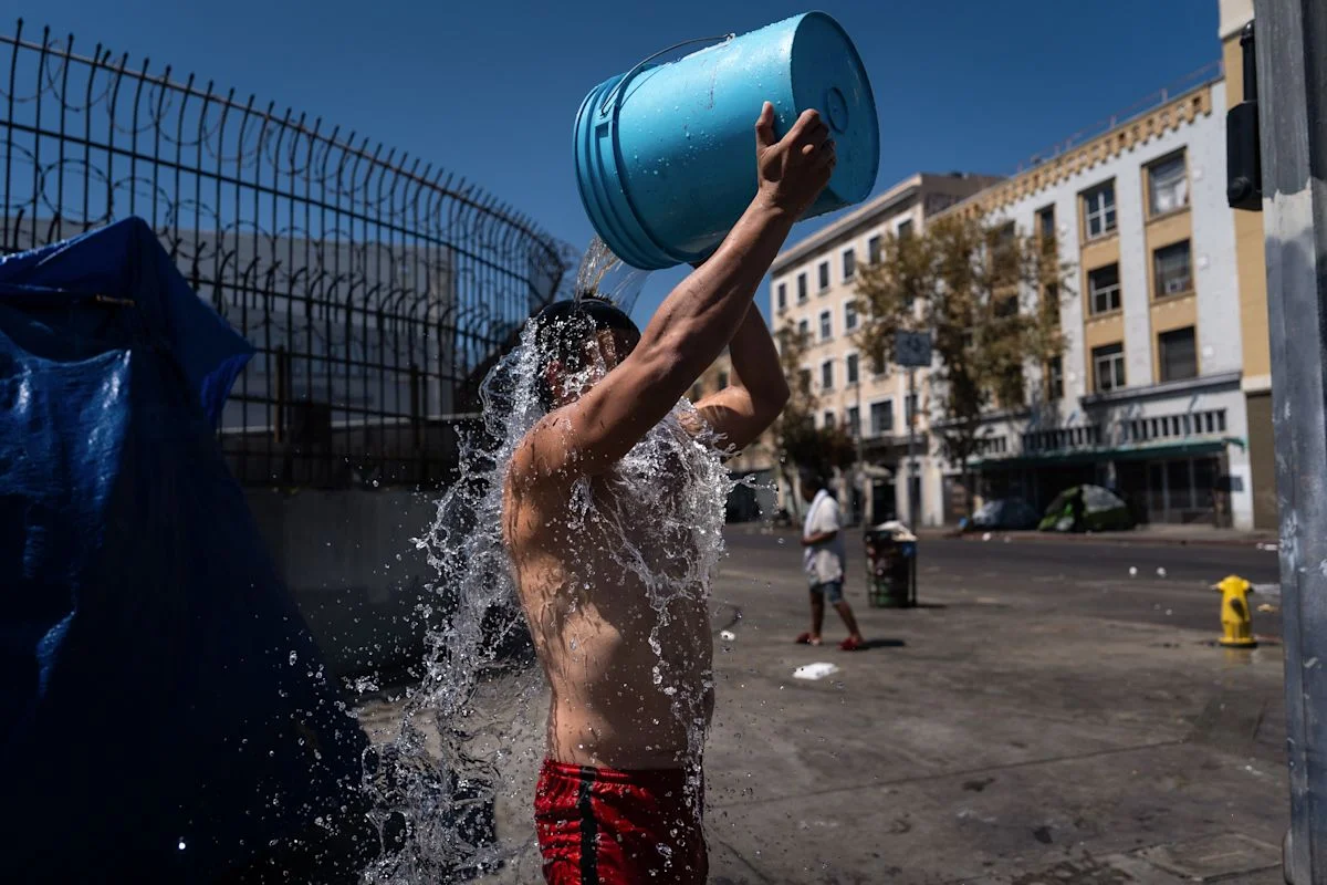 Glaciers crack, humidity soars, and a super El Niño reshapes weather