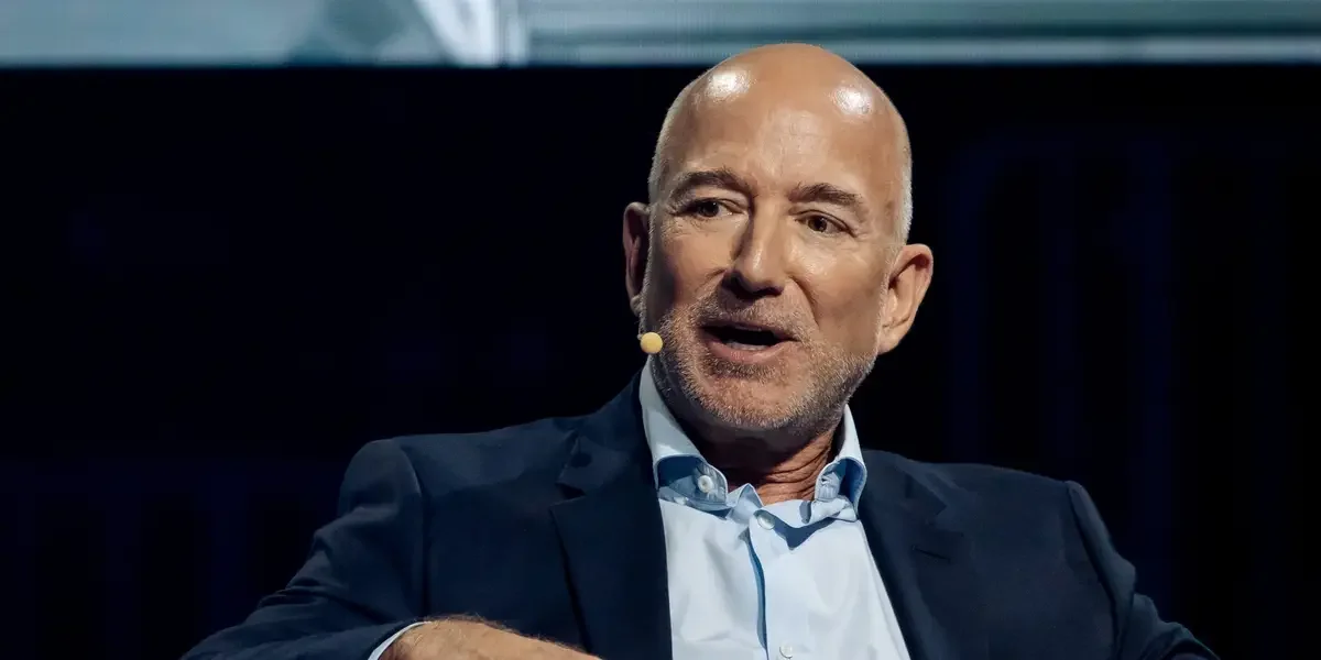 Bezos urges 0% income tax for low earners, cites Queens nurse example