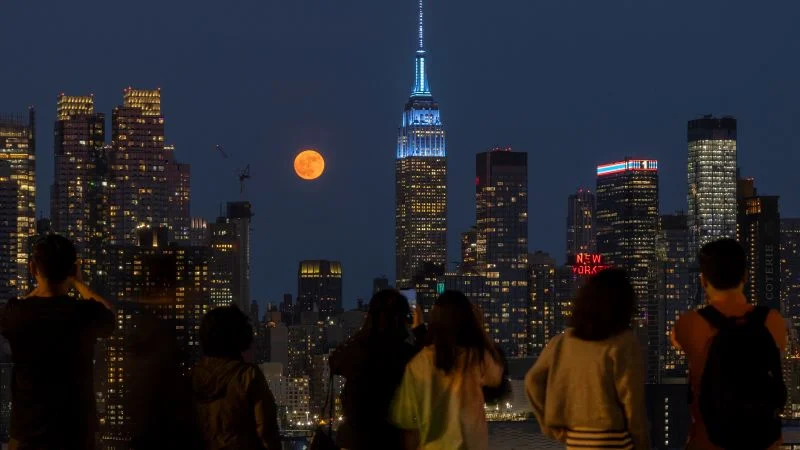 June’s Strawberry Moon Lights Up Summer Skies This Week