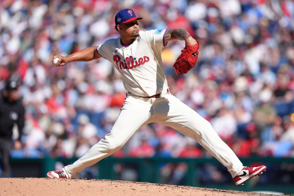 Phillies Shuffle Bullpen as Duran Lands on IL with Oblique Strain