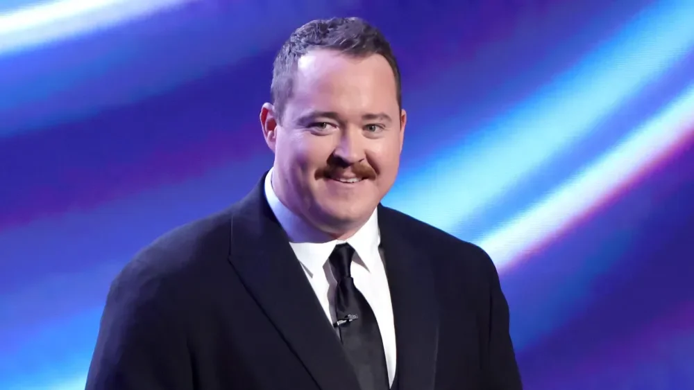 Shane Gillis Sets Guinness World Ticket Record for Solo Comedy Show