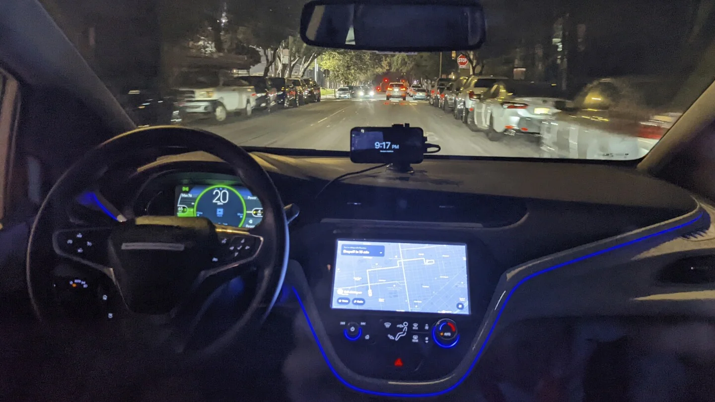 "Regulators Consider Expanding San Francisco Robotaxi Program After Memorable Ride with Peaches"
