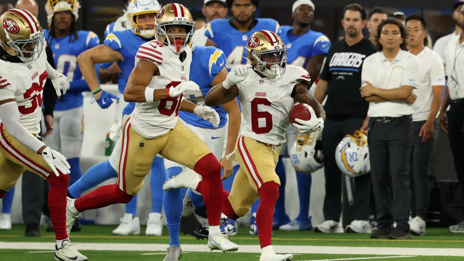 49ers' young depth shines in blowout of Chargers