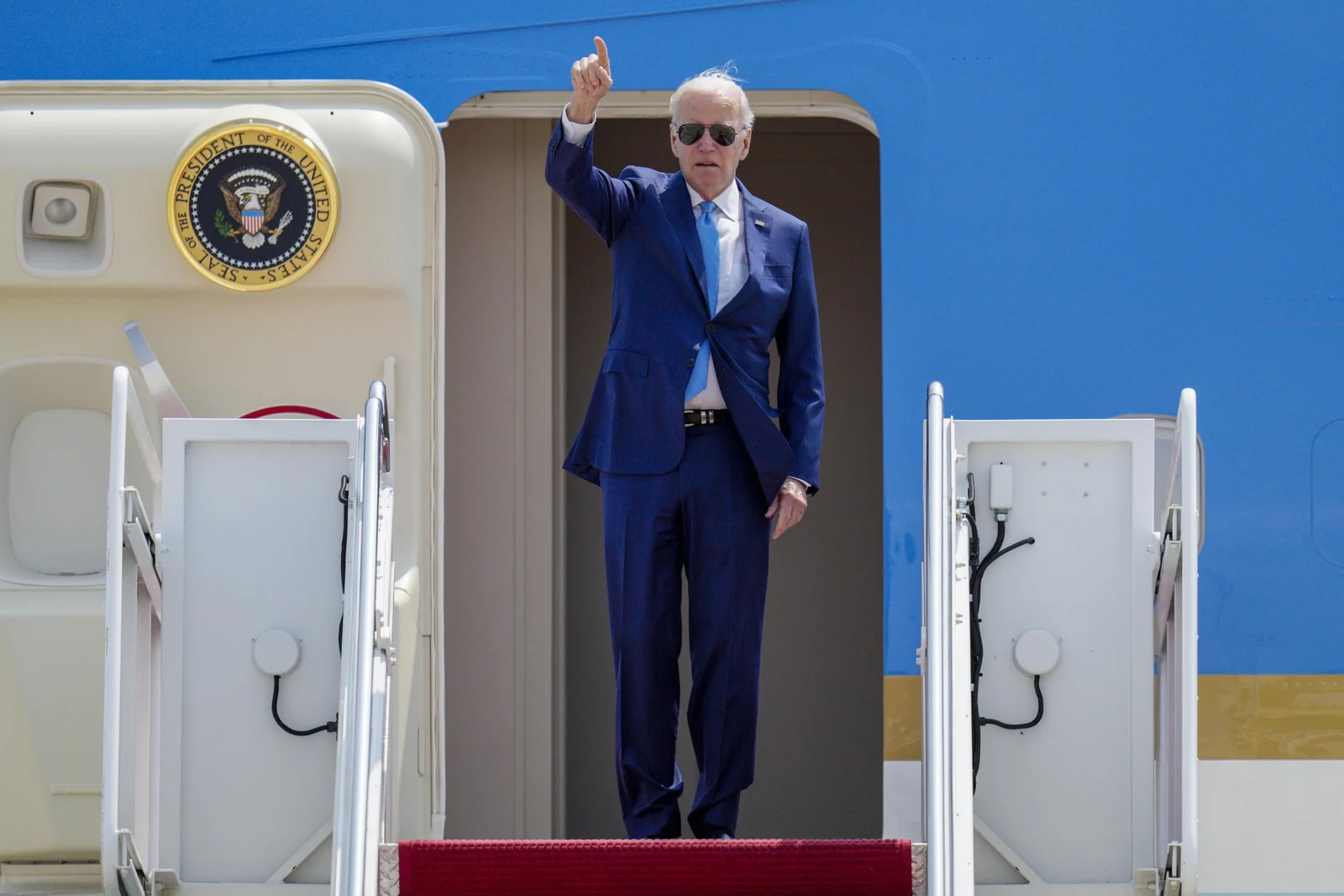 Biden campaign outlines multiple pathways to 2024 victory