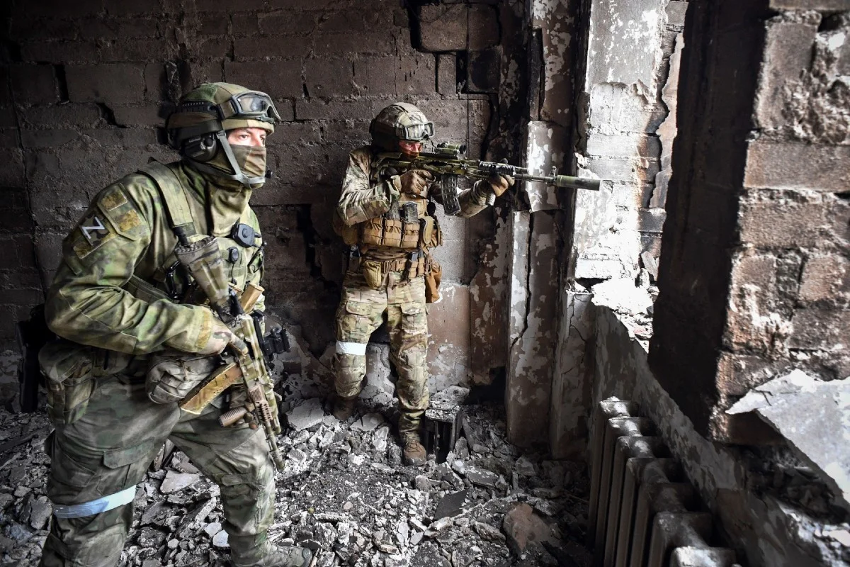 Russia and Ukraine Clash in Evolving Battlefield Tactics.