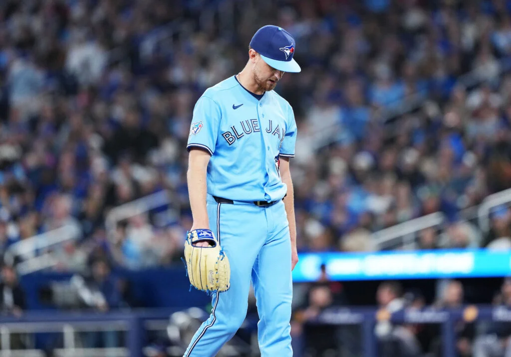 Blue Jays DFA Lauer amid rotation shuffle as Barger goes on IL