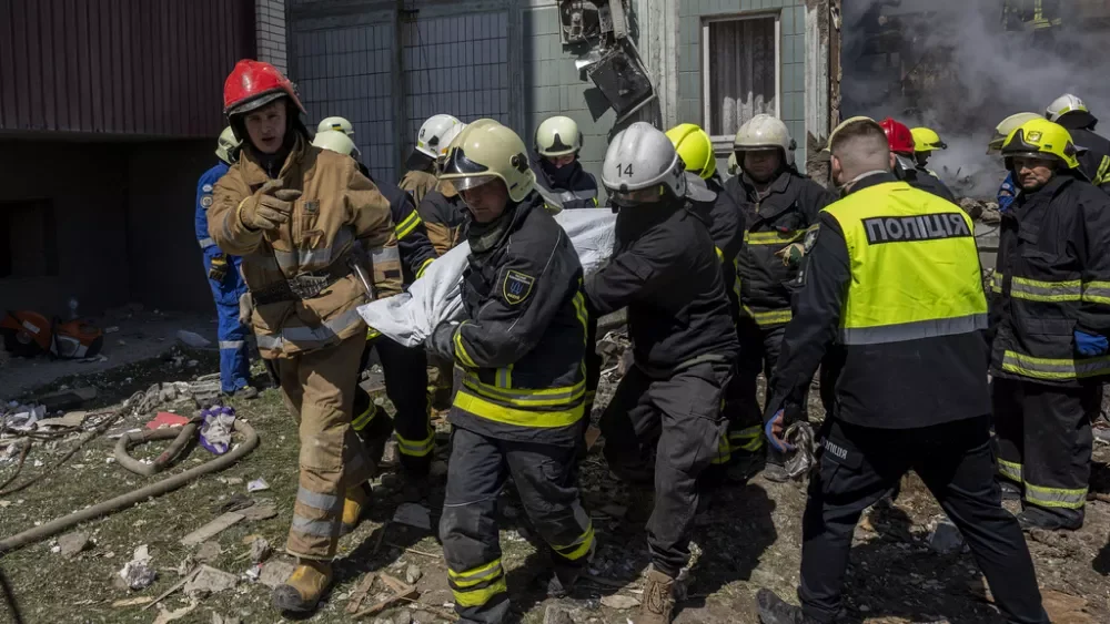 Russian cruise missile attack kills 25 civilians in Ukraine, including children.
