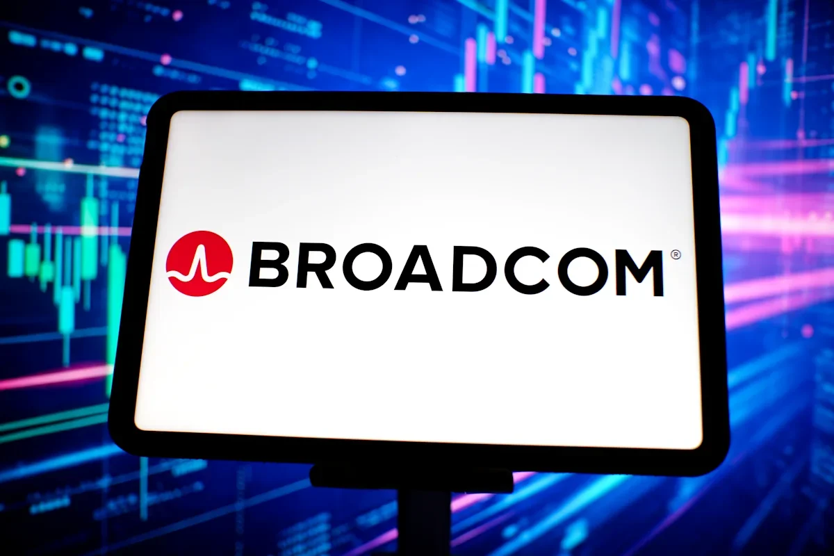 Broadcom shares drop after AI-driven earnings beat but guidance tops not meet