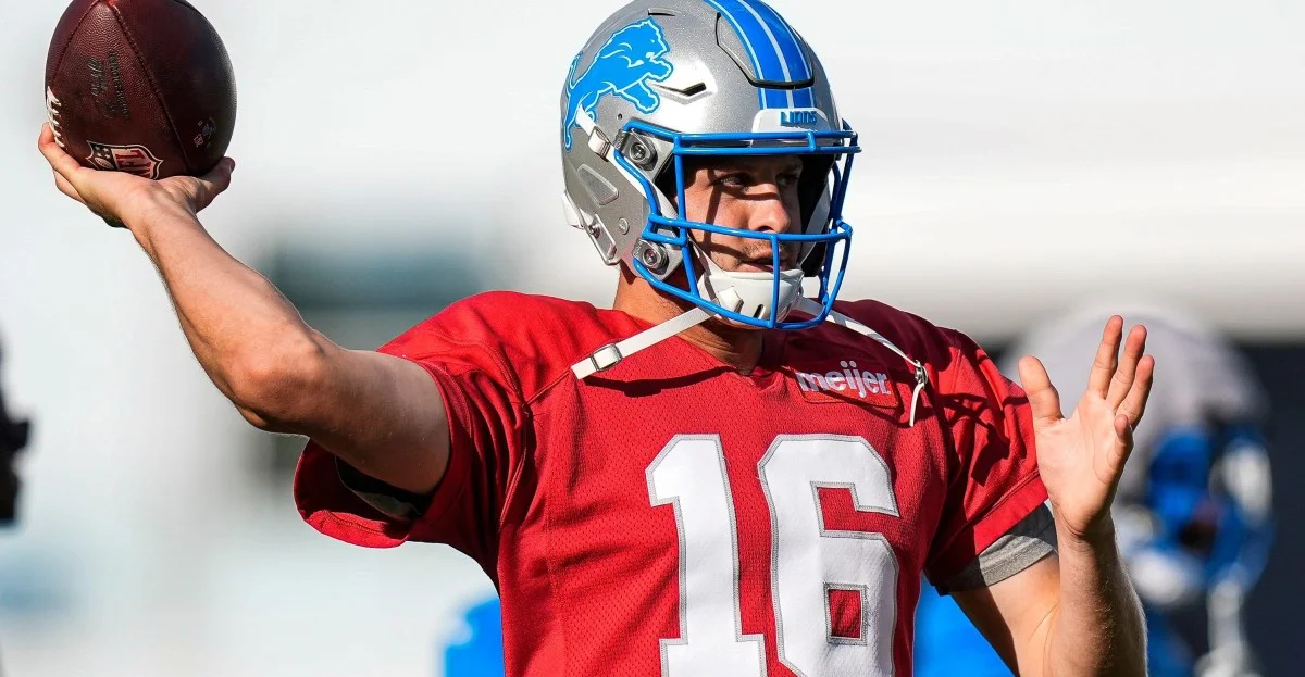 Lions Roll Out 53-Man Roster, Faced With Early Depth Questions