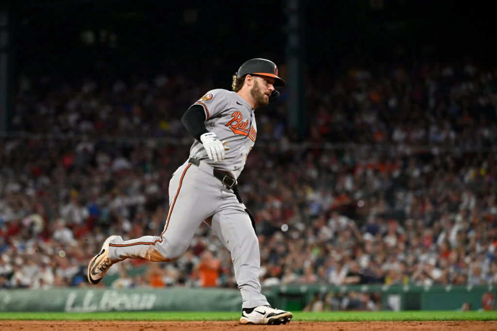 Mariners Acquire Ward in Deadline Deal to Boost Right-Handed Balance