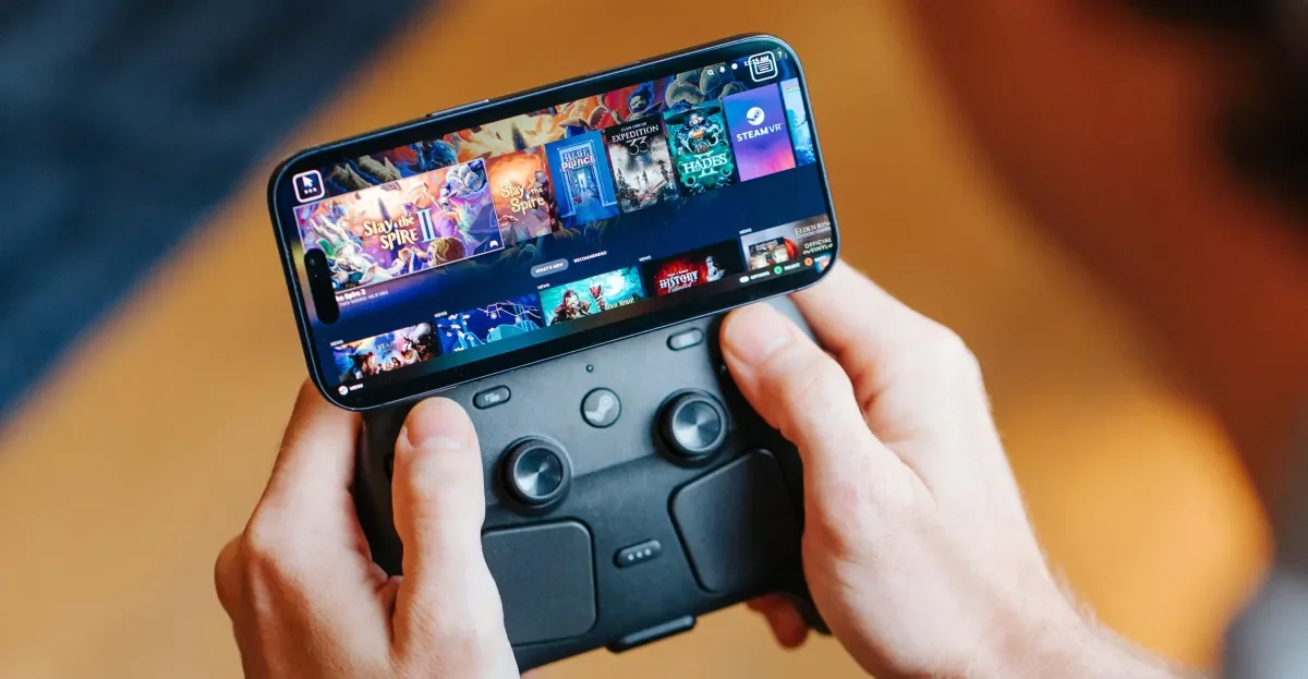Mechanism’s Basegrip lets the Steam Controller double as a phone mount and more
