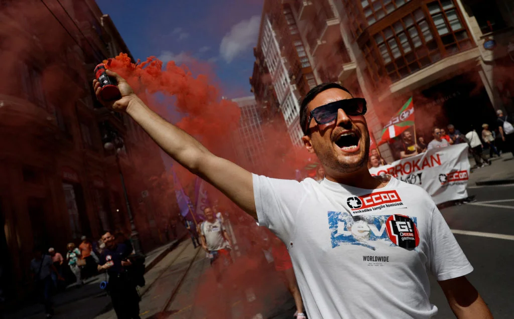 Global May Day rallies push for peace and higher wages amid inflation